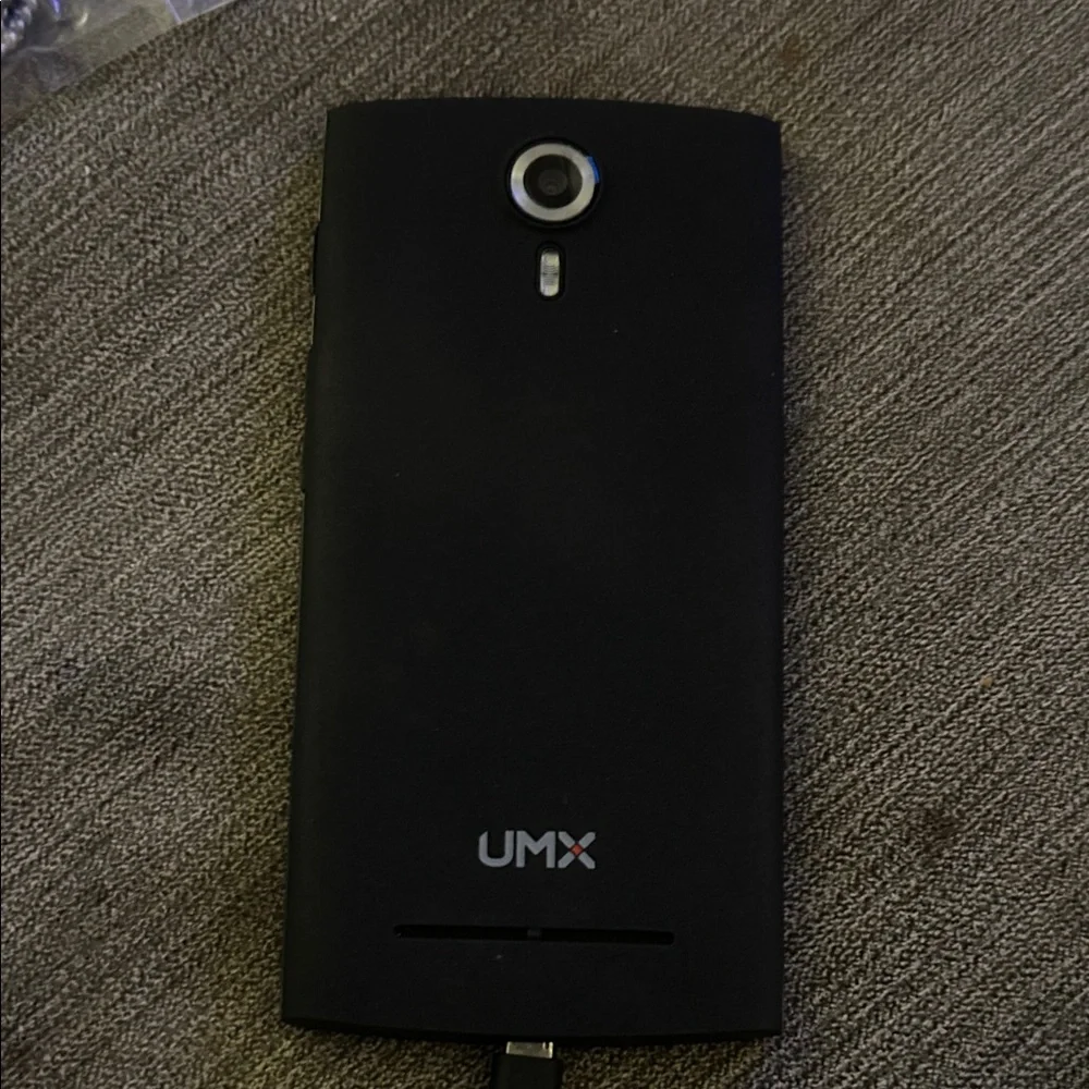 Black UMX Smartphone with Android 9 umx u693cl